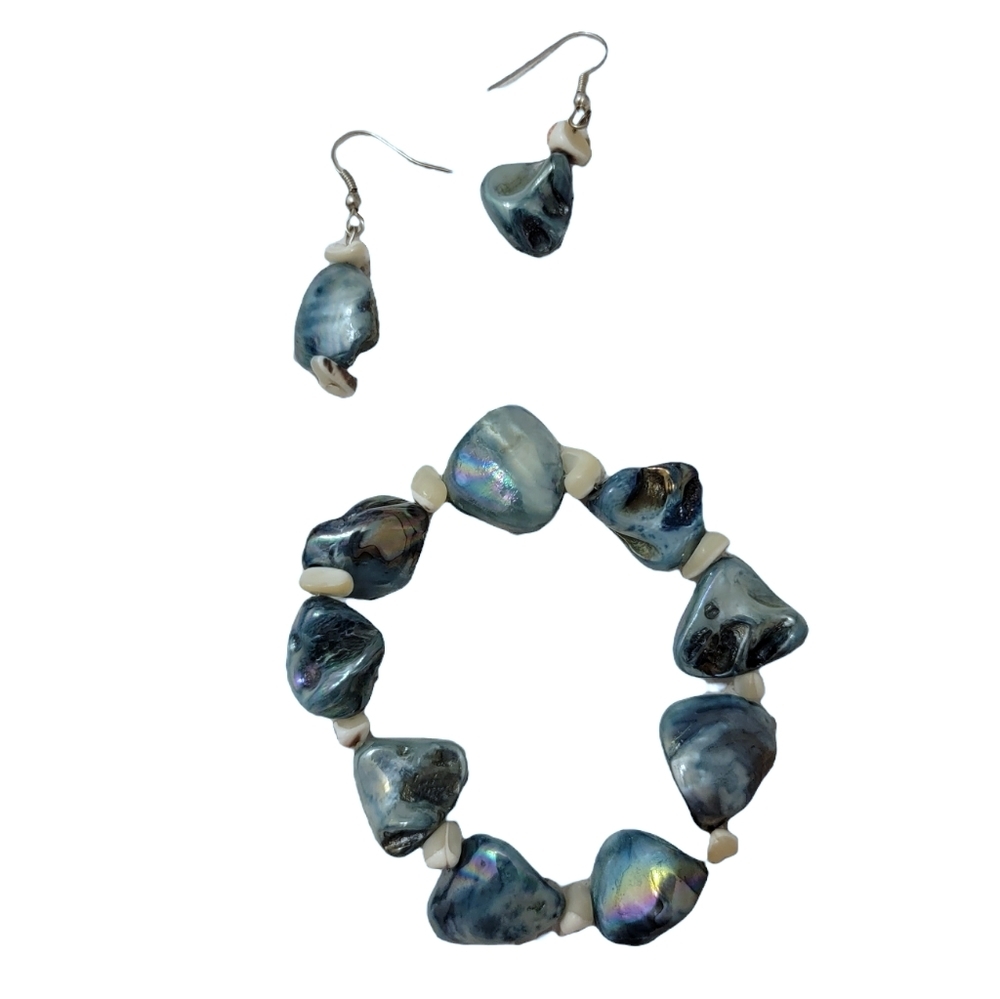 NEW Beachy Boho Blue Iridescent Shimmery Natural Shells Jewelry Set - Picture 2 of 4